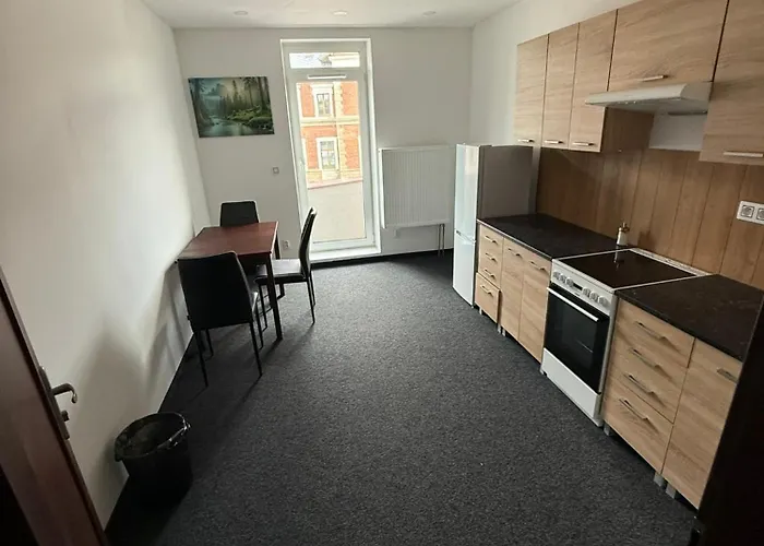 Resident House And Apartamento *