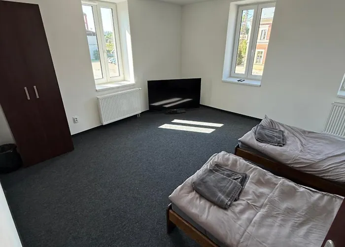 Resident House And Apartamento *
